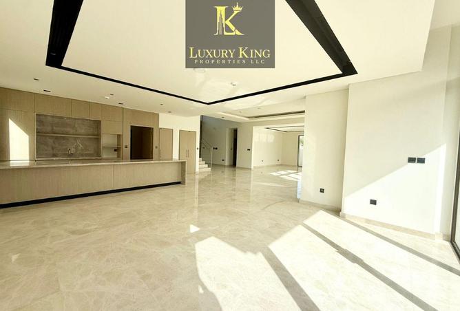 97816390 - Property Image 2