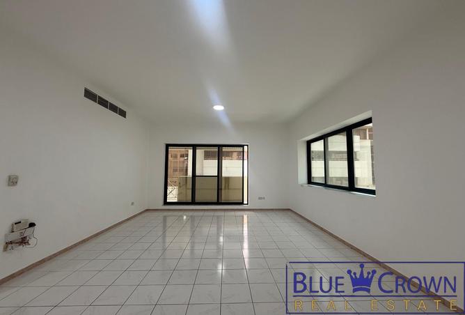 129744412 - Property Main Image