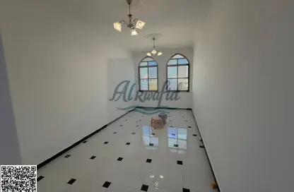 شقة - غرفة نوم - 2 حمامات للايجار في فلل الروضة 2 - 2  الروضة - الروضة - عجمان