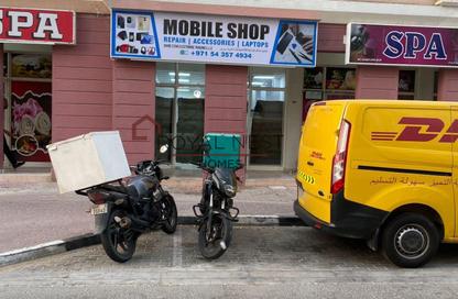 Shop - Studio - 1 Bathroom for rent in Building Y08 - England Cluster - International City - Dubai
