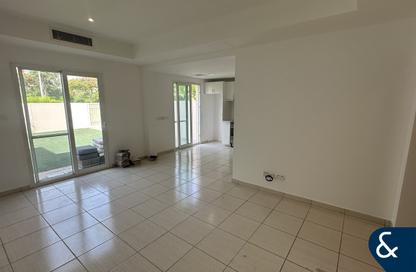 Villa - 2 Bedrooms - 3 Bathrooms for rent in Springs 1 - The Springs - Dubai