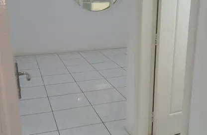 شقة - 2 غرف نوم - 2 حمامات للايجار في دار المجاز - شارع جمال عبد الناصر - المجاز - الشارقة