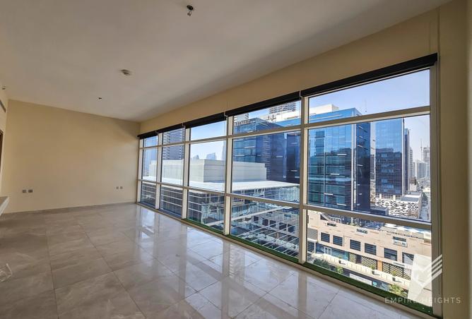 Large Lay-out | Prime Location | Community View photo 2