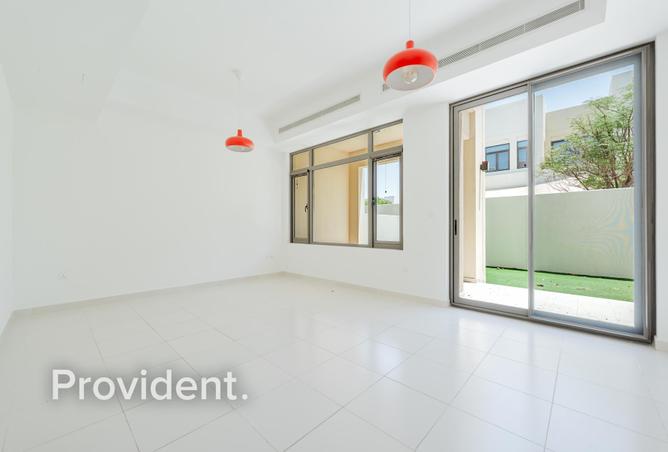 100415293 - Property Image 2