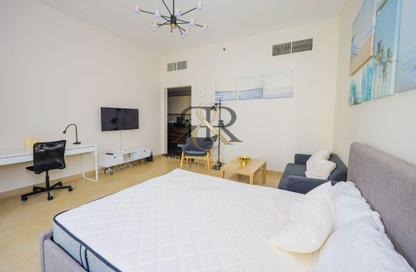 Apartment - Studio - 1 Bathroom for rent in Sparkle Tower 2 - Sparkle Towers - Dubai Marina - Dubai