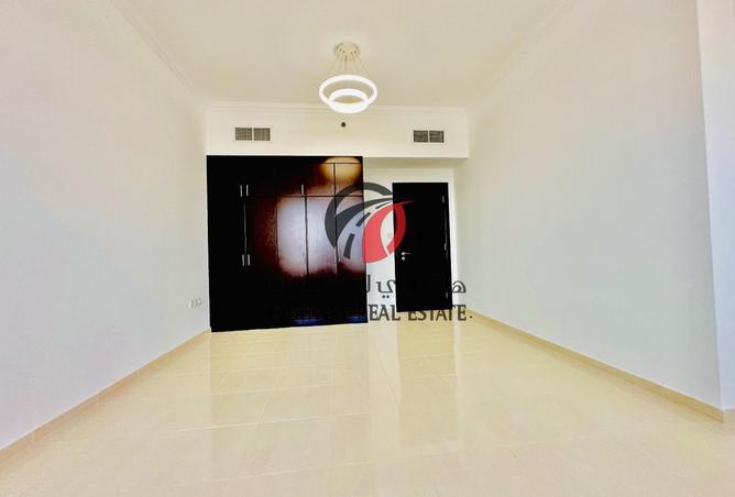 54394326 - Property Image 2