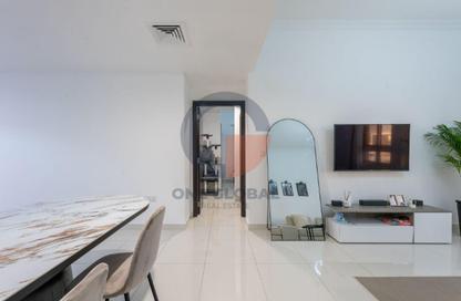 Apartment - 1 - 2 for rent in Arabian - Canal Residence - Dubai Sports City - Dubai