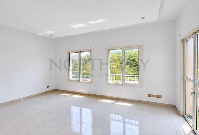 2-bed villa in Springs 2 · Unfurnished — photo 3