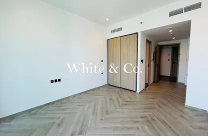 شقة - 1 حمام للبيع في بنينسولا ثري - بنينسولا - الخليج التجاري - دبي