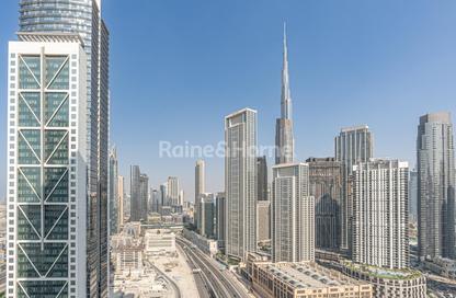 Apartment - 2 Bedrooms - 3 Bathrooms for rent in Paramount Tower Hotel  and  Residences - Business Bay - Dubai
