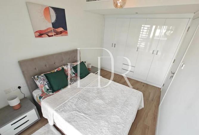 2OxNLzWr6tU - صورة العقار 2