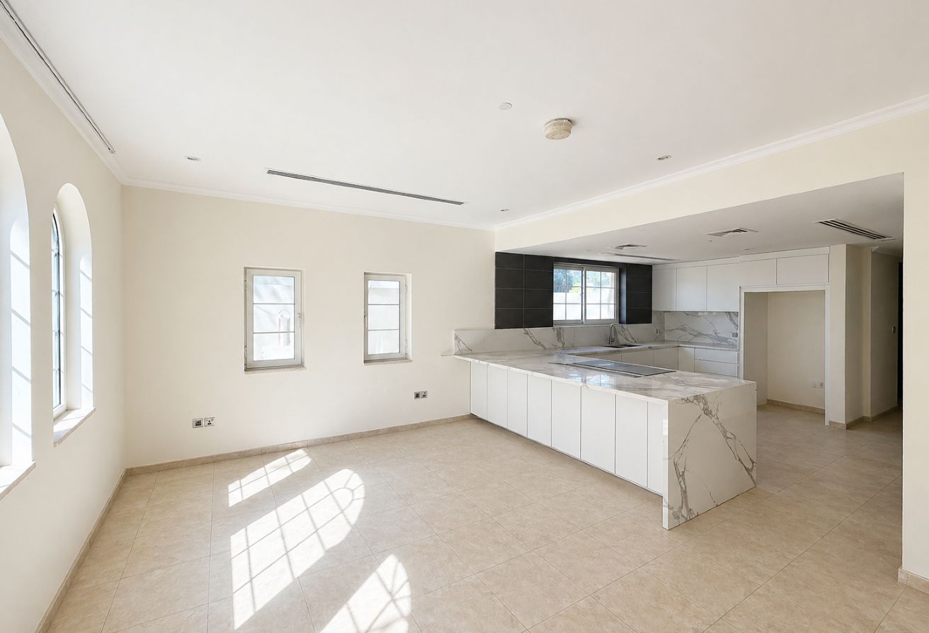 Private Pool | With Maid room | Huge Villa