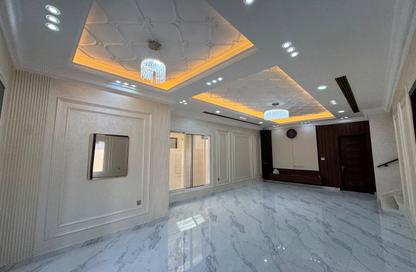 Villa - 5 Bedrooms - 7 Bathrooms for rent in Al Zaheya Gardens - Al Zahya - Ajman