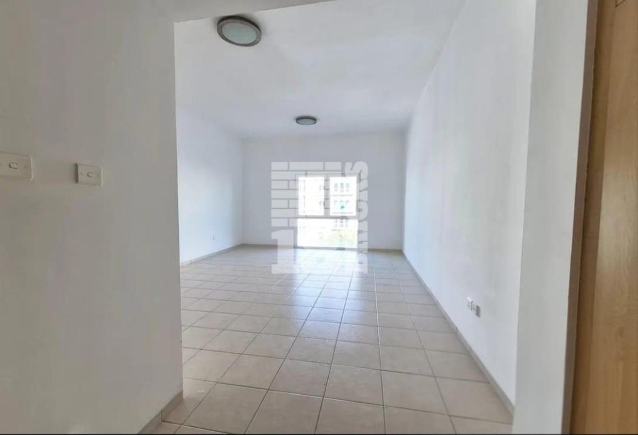 Vacant Studio | Near Metro | Prime Location photo 8