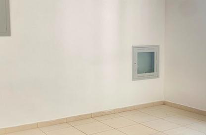 Apartment - 1 Bedroom - 2 Bathrooms for rent in Al Ferasa Tower - Al Majaz 1 - Al Majaz - Sharjah