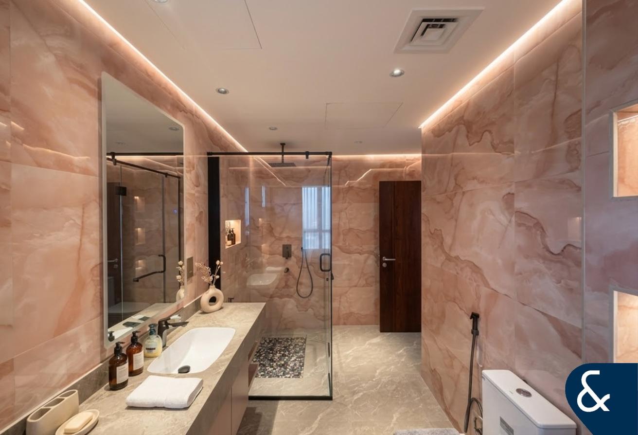 Upgraded | Naturally Bright | Private Pool photo 14