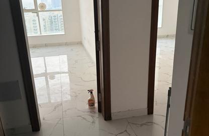Apartment - 1 - 2 for rent in Oasis Tower - Al Rashidiya 1 - Al Rashidiya - Ajman