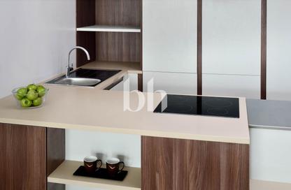 Apartment - Studio - 3 Bathrooms for rent in Movenpick Hotel Apartments Downtown - Downtown Dubai - Dubai Apartment - Studio - 3 Bathrooms for rent in Movenpick Hotel Apartments Downtown - Downtown Dubai - Dubai