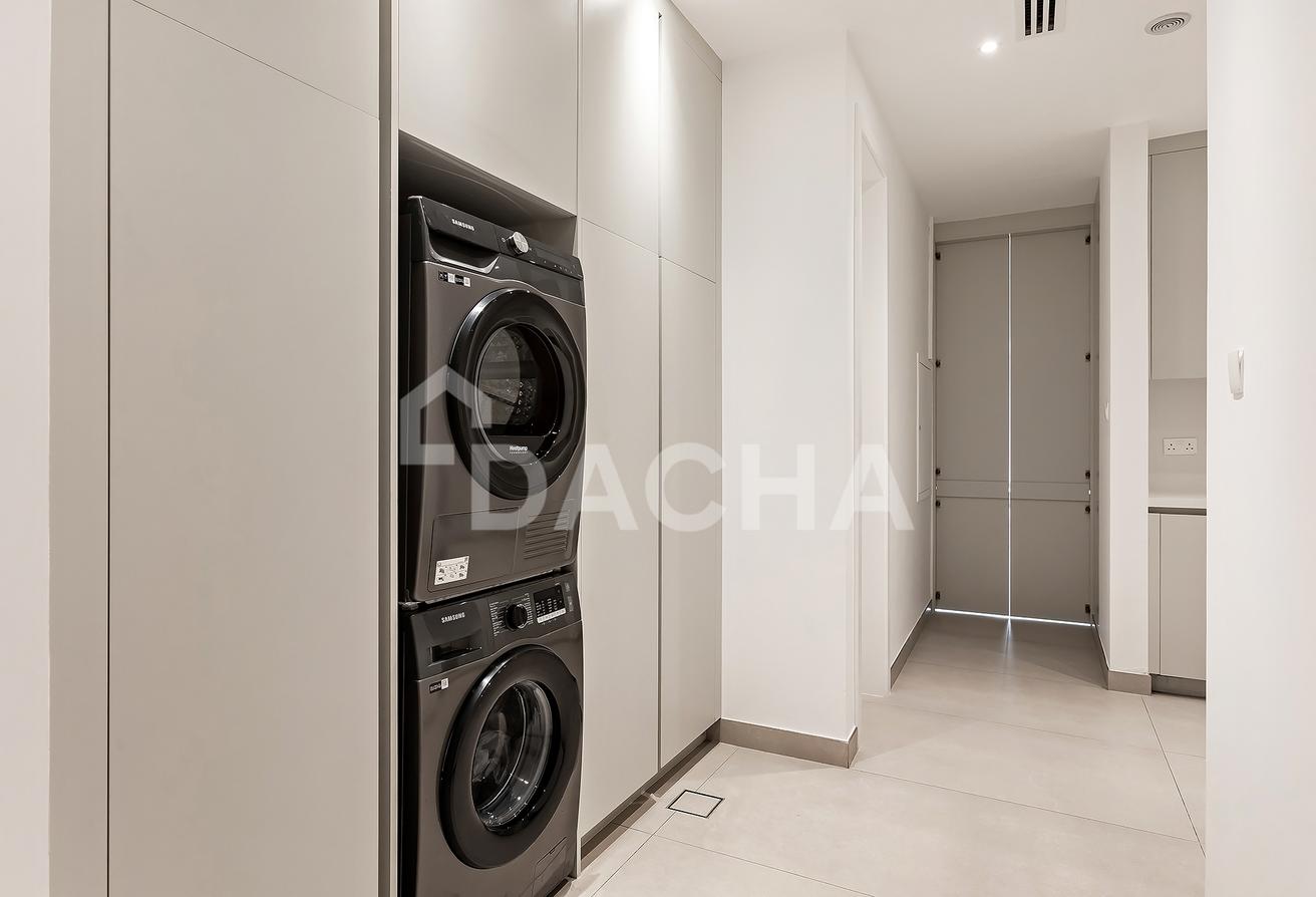 Lake View | Luxury 4 Bed | Furnished photo 18