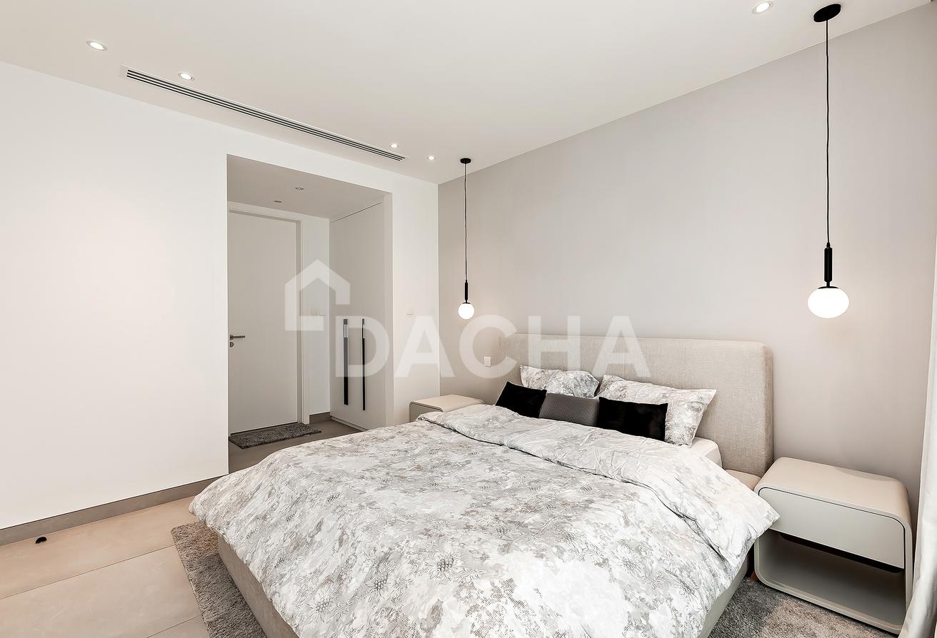 Lake View | Luxury 4 Bed | Furnished photo 11