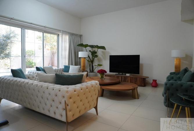 56132842 - Property Main Image