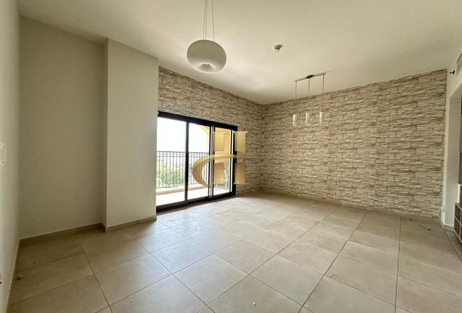 81124814 - Property Image 3