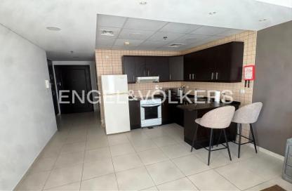 Apartment - Studio - 1 Bathroom for rent in The Royal Oceanic - Dubai Marina - Dubai Apartment - Studio - 1 Bathroom for rent in The Royal Oceanic - Dubai Marina - Dubai