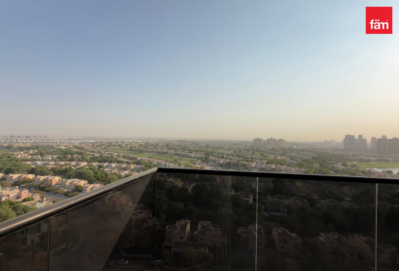 Top views | multiple cheques | furnished | vacant photo 8