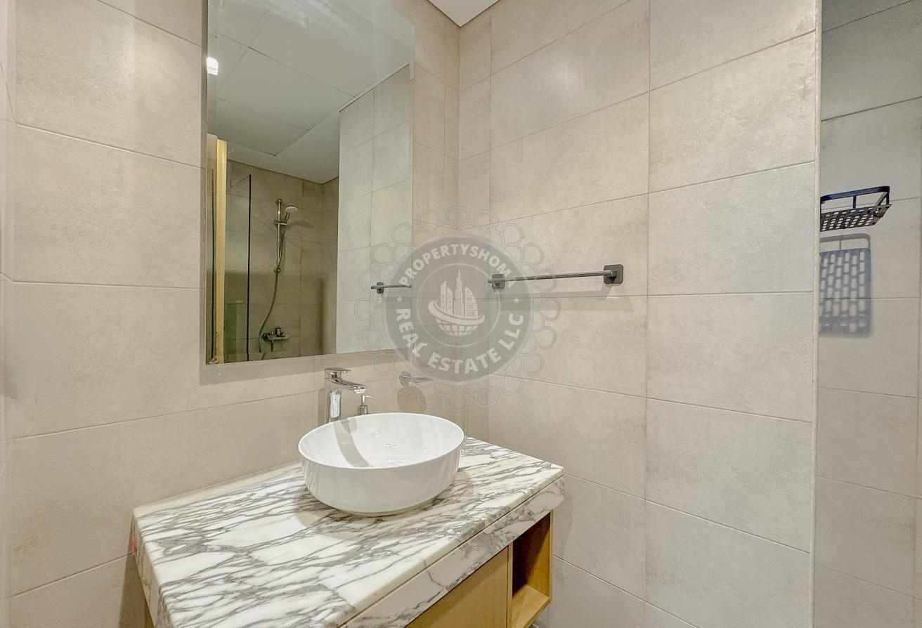 Canal View | Best Layout | 1BR Furnished Apt photo 11