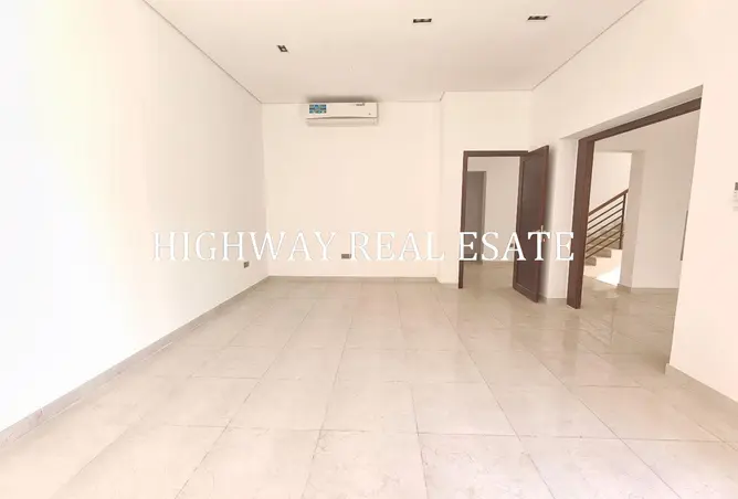 156013528 - Property Image 2