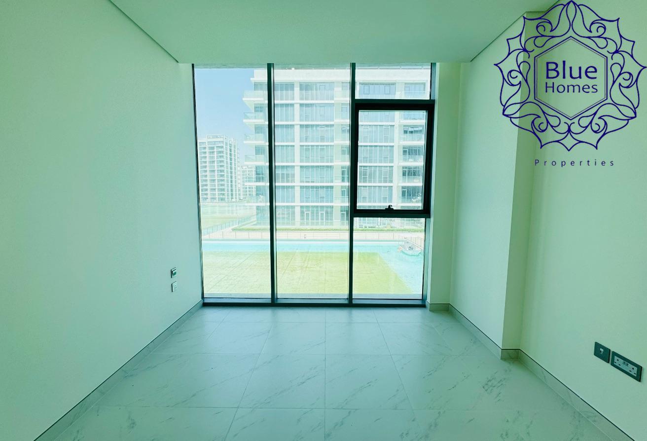 Fully Panoramic View 2+MAID READY TO MOVE photo 8