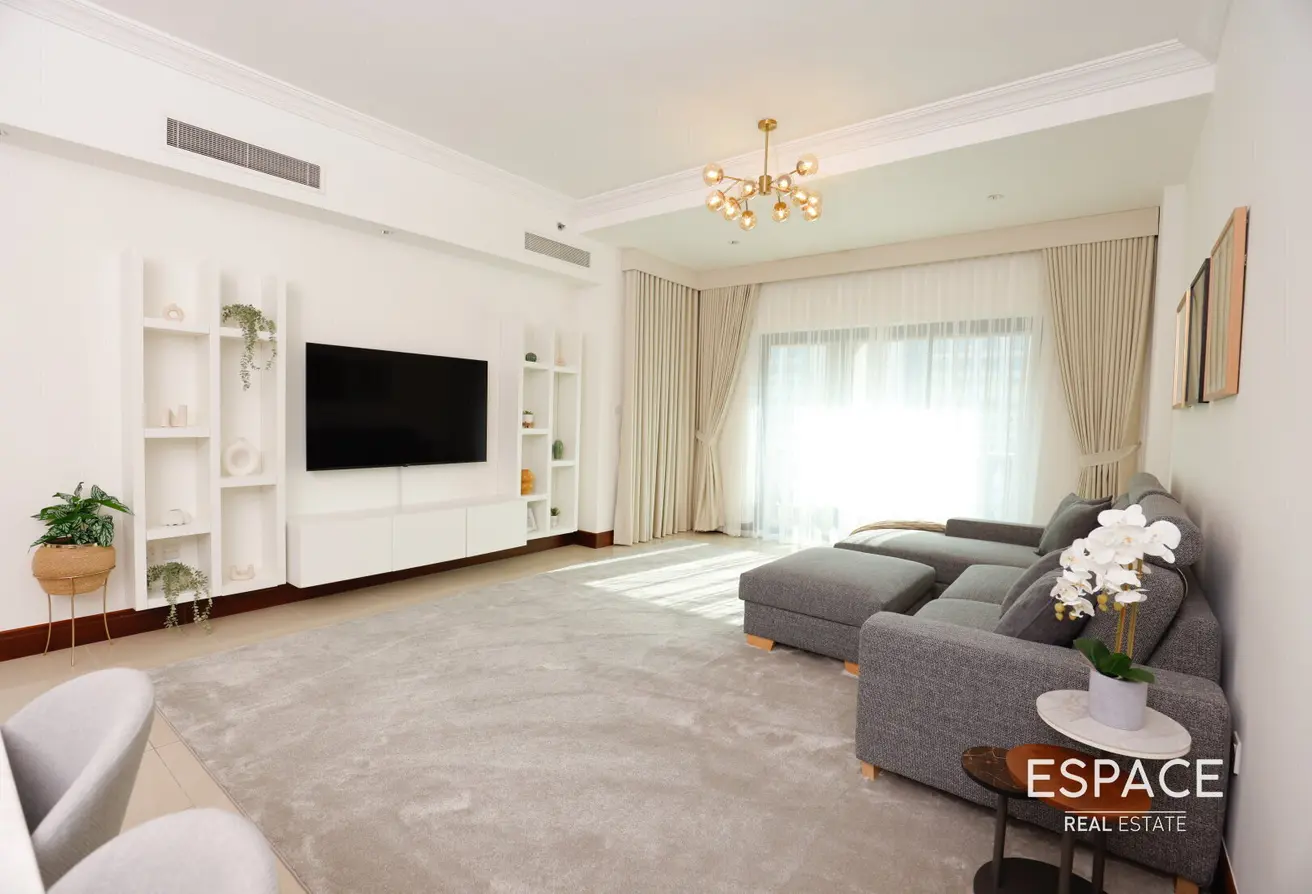 155528398 - Property Main Image