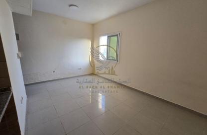 Apartment - Studio - 1 Bathroom for rent in Al Qulaya'ah - Al Sharq - Sharjah Apartment - Studio - 1 Bathroom for rent in Al Qulaya'ah - Al Sharq - Sharjah
