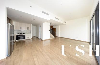Apartment - 3 Bedrooms - 3 Bathrooms for sale in Holland Gardens - Town Square - Dubai