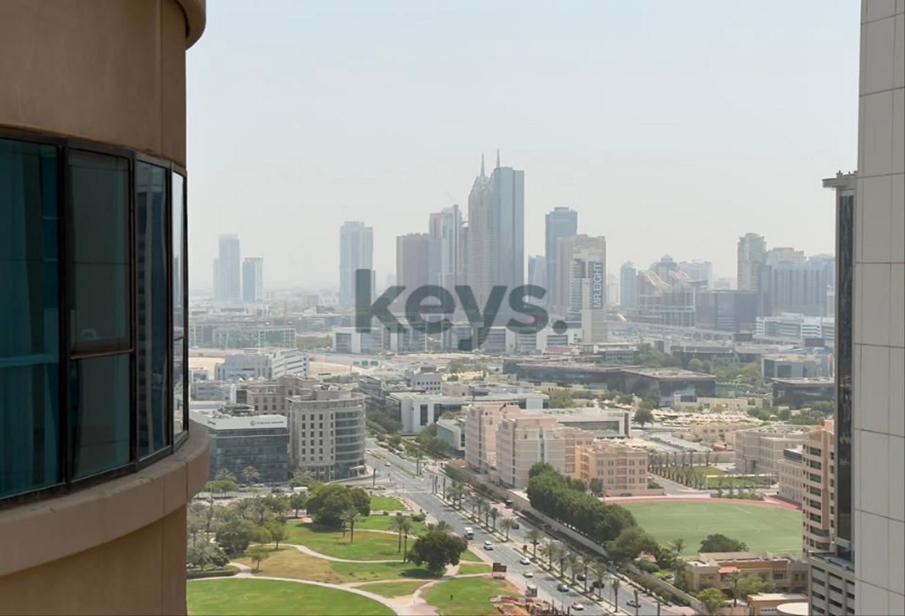 Spacious 3BR + Maid | Vacant | Unfurnished | Dubai Marina photo 12