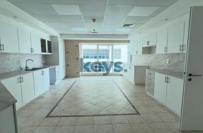 Apartment - 3 - 4 for rent in Al Seef Tower - Dubai Marina - Dubai