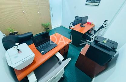 Office Space - Studio - 1 Bathroom for rent in Al Fajer Complex - Oud Metha - Bur Dubai - Dubai
