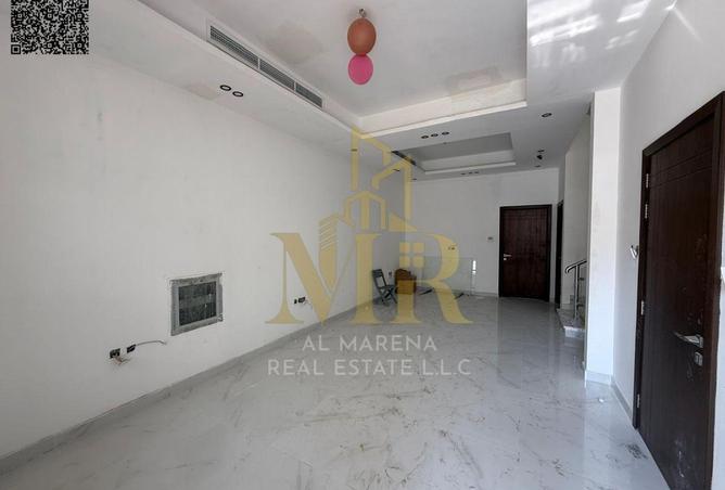 82350281 - Property Image 2