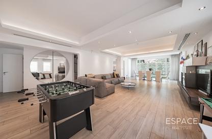 Villa - 4 - 4 for sale in Meadows 6 - Meadows - Dubai Villa - 4 - 4 for sale in Meadows 6 - Meadows - Dubai