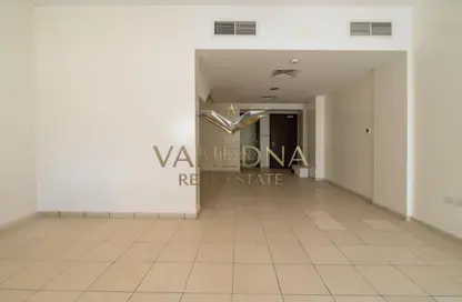 Villa - 5 Bedrooms - 6 Bathrooms for rent in Autumn 2 - Autumn - Seasons Community - District 15 - Jumeirah Village Circle - Dubai