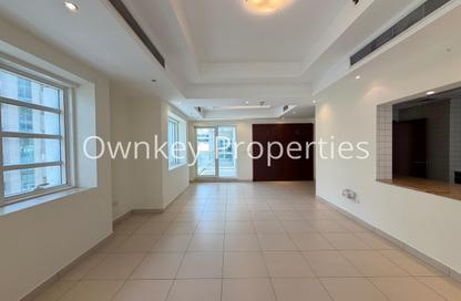 Apartment - 2 - 3 for rent in Bin Hendi Tower - Al Mankhool - Bur Dubai - Dubai