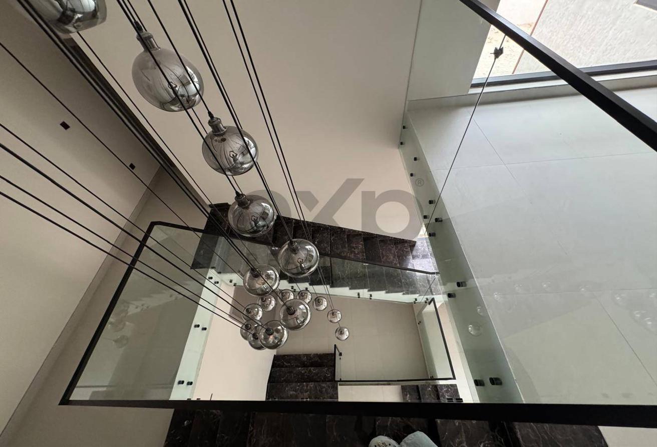 Luxurious Villa with Premium Finishes Featuring photo 29