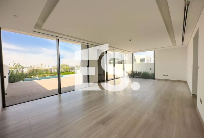 16028000 - صورة العقار 2