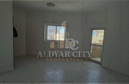 Apartment - 2 Bedrooms - 2 Bathrooms for rent in Al Rashidiya Towers - Al Rashidiya - Ajman Downtown - Ajman
