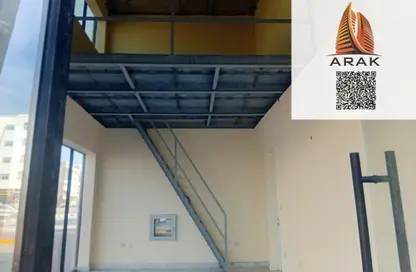 متجر - استوديو للايجار في الجرف 2 - الجرف - عجمان وسط المدينة - عجمان