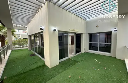 شقة - 3 غرف نوم - 4 حمامات للايجار في بلازا بوتيك 4 - الأبراج الإدارية - الخليج التجاري - دبي