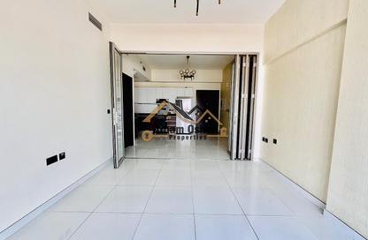 Apartment - 1 Bedroom - 1 Bathroom for rent in Lawnz by Danube Block 3 - Lawnz by Danube - International City - Dubai
