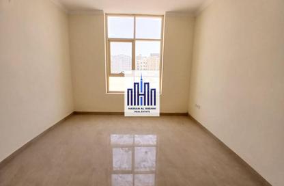Apartment - 1 Bedroom - 2 Bathrooms for rent in Muwaileh - Sharjah