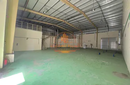 Warehouse - Studio - 6 Bathrooms for rent in Umm Al Thuoob - Umm Al Quwain