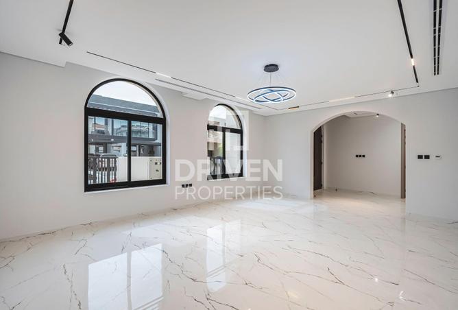 70674030 - صورة العقار 3